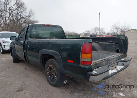 2001 GMC Sierra 1500 Sl z USA, uszkodzony, nr VIN 1GTEC14W21Z169015